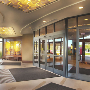 commercial door specialist El Cajon